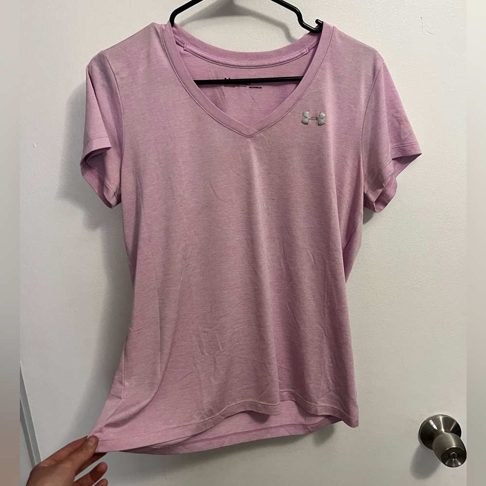 Under Armour Lavendar Heather Pink Workout/Exercise top